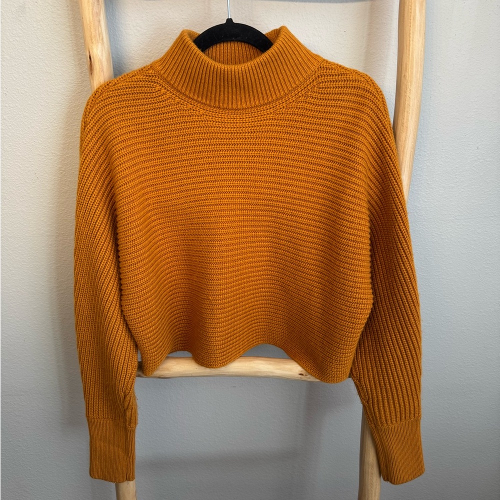Gianni Bini Warm Amber Turtleneck Cropped Sweater